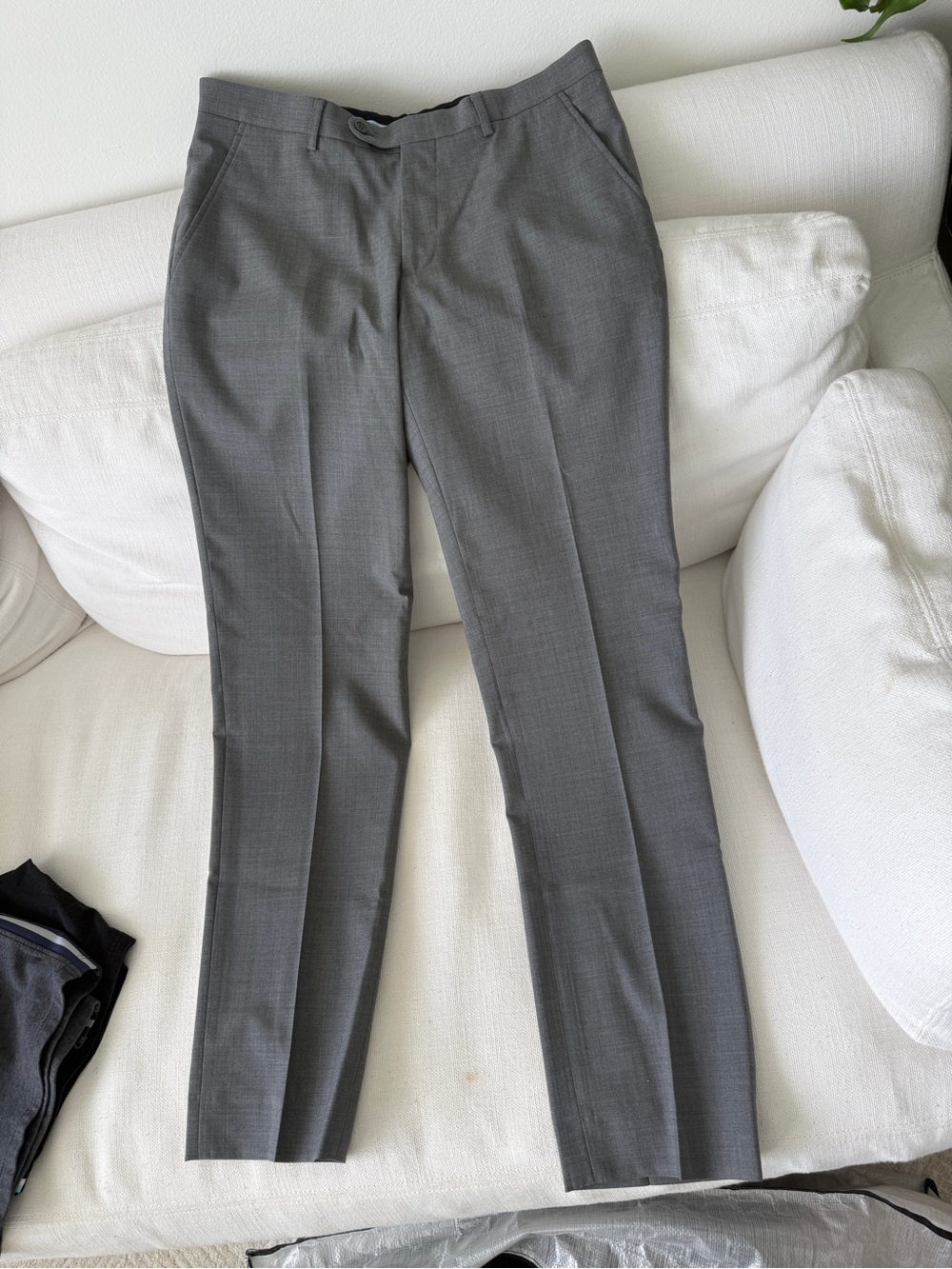 Lightweight Men's Dress Pants - Gray